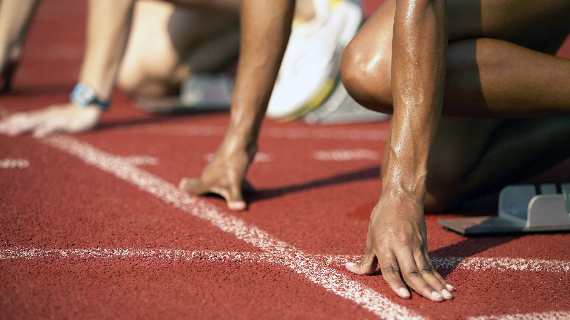 中国足球政企合作深度推进，目标明确，中国足球去商业化去企业化